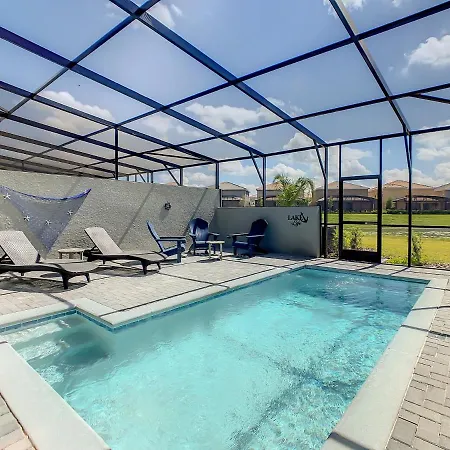 Lakefront Retreat